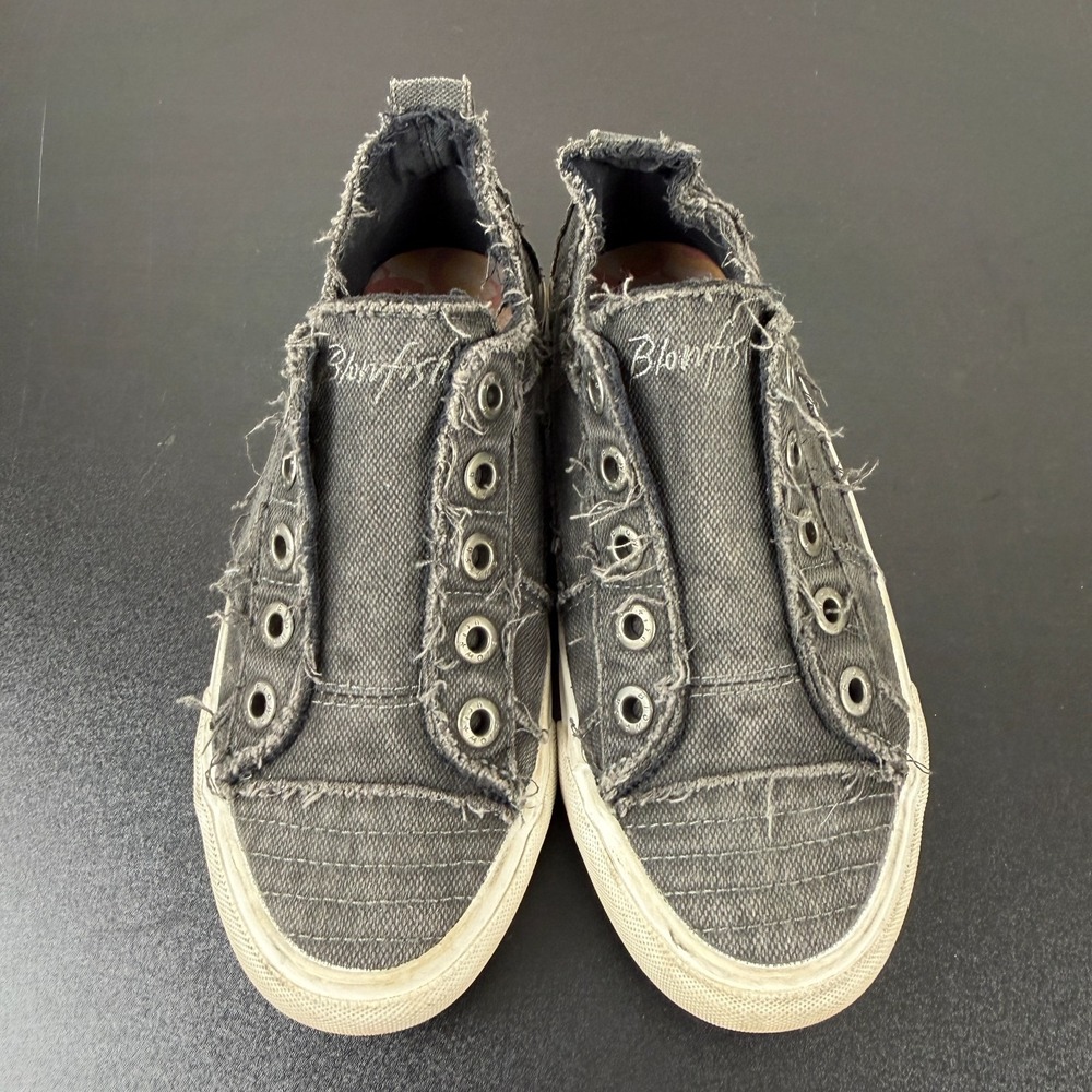 Blowfish Malibu Play Sneakers Women 7.5/8 Black Canvas Distressed Casual Slip On - Picture 6 of 12